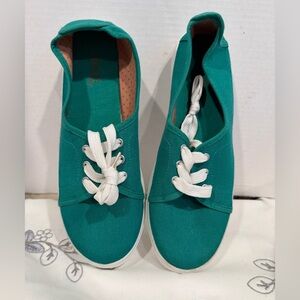 Rouge! Teal Canvas Women's Sneakers